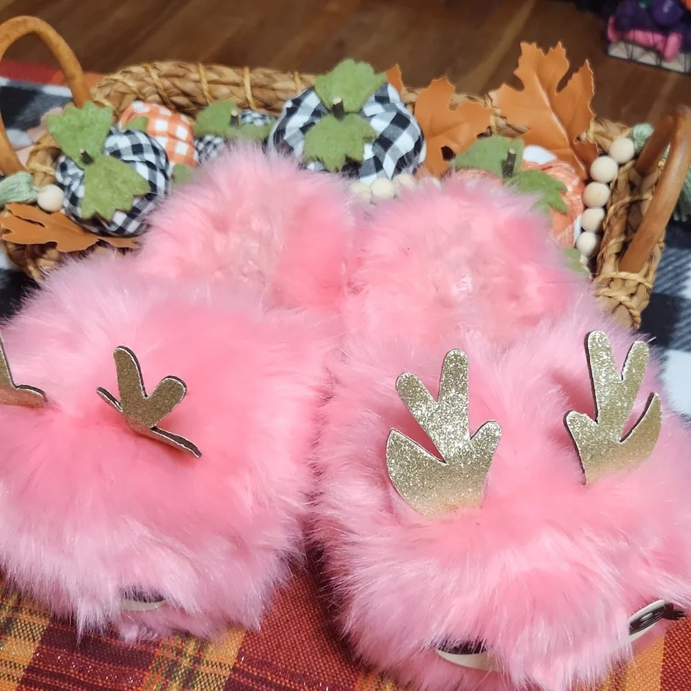Deer slippers